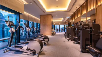 คอนโด 2 ห้องนอน ใกล้ BTS พร้อมเครื่องใช้ไฟฟ้า", "บ้านเดี่ยว 3 ชั้น ทำเลดี ใกล้โรงเรียน คอนโดขาย/ให้เช่า บางกะปิ กรุงเทพมหานคร - รูปที่ 4