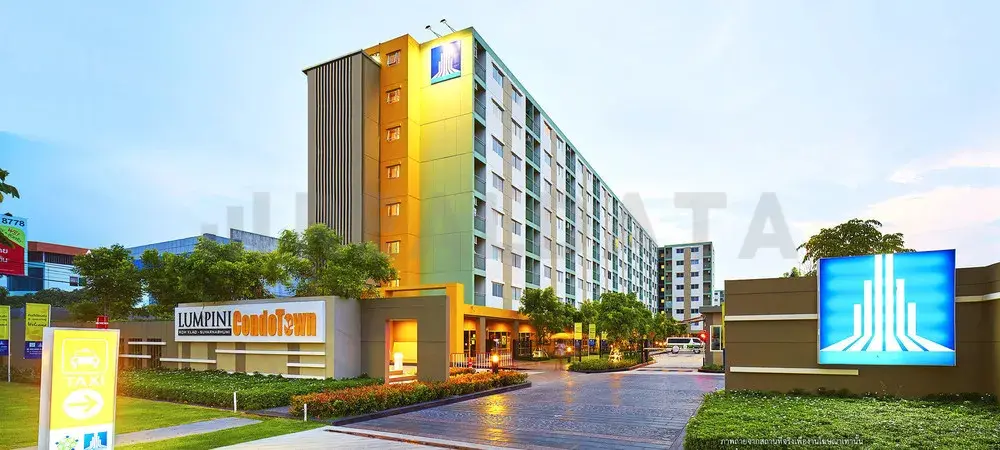 Lumpini Condo Town