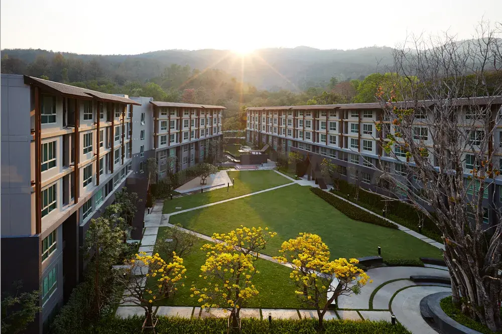 dcondo Campus Resort