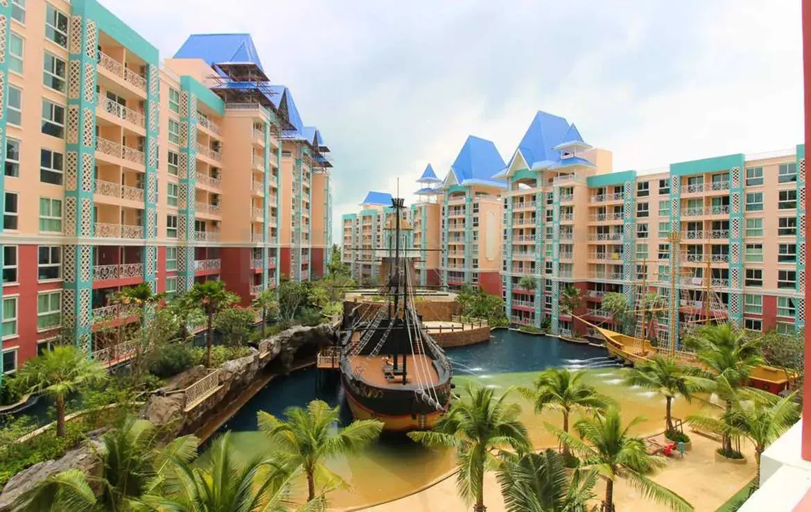 Grande Caribbean Condo Resort
