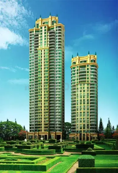 ROYCE PRIVATE RESIDENCES
