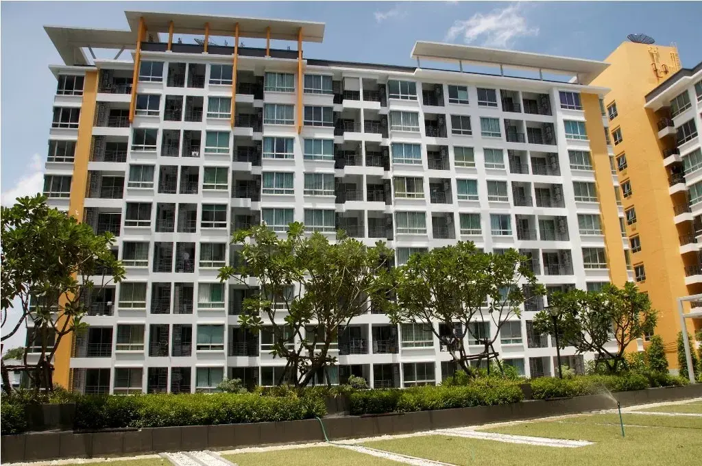@City Condominium