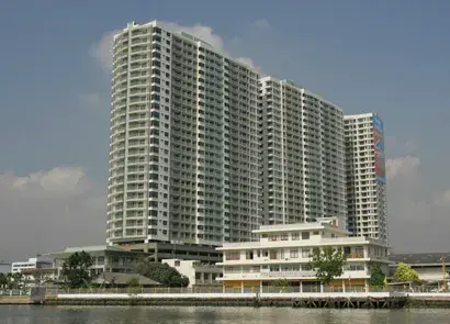 LUMPINI PLACE