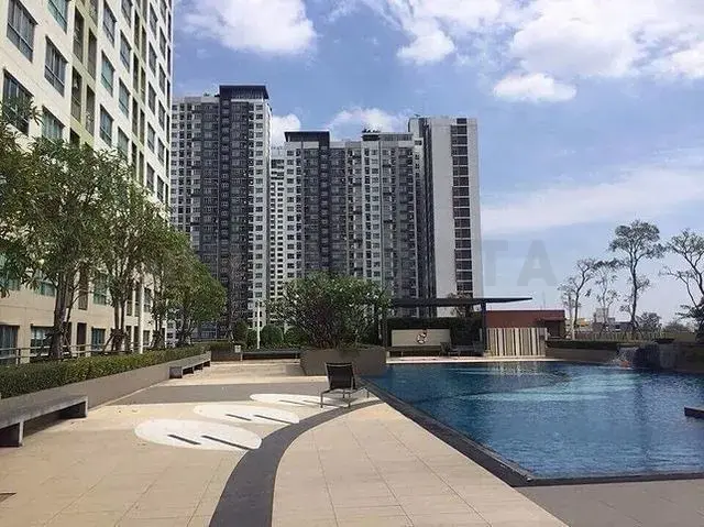 LUMPINI PLACE