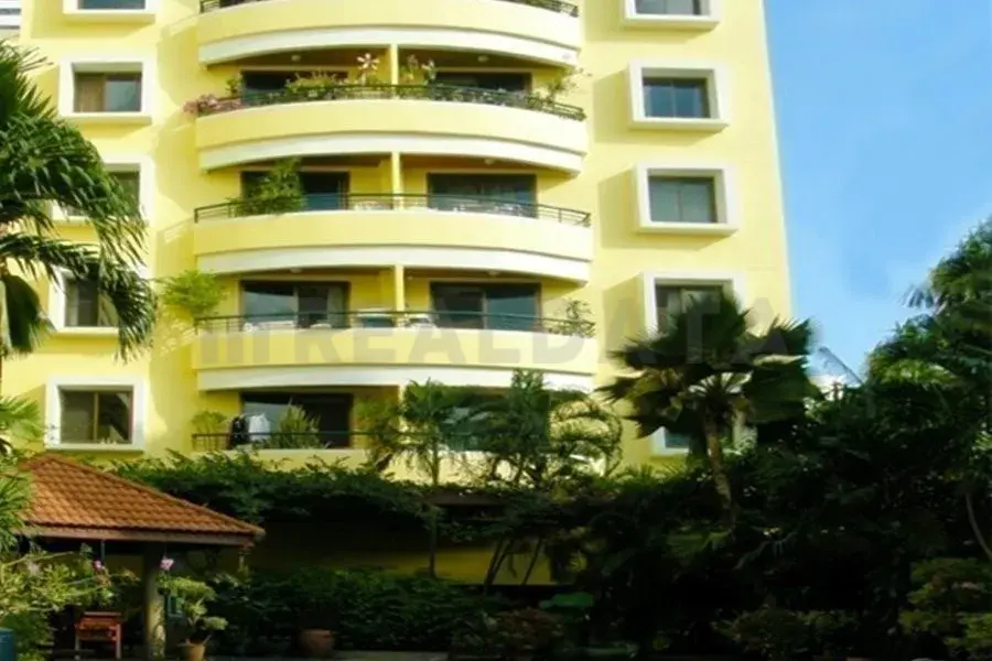 Varasupha Executive Place