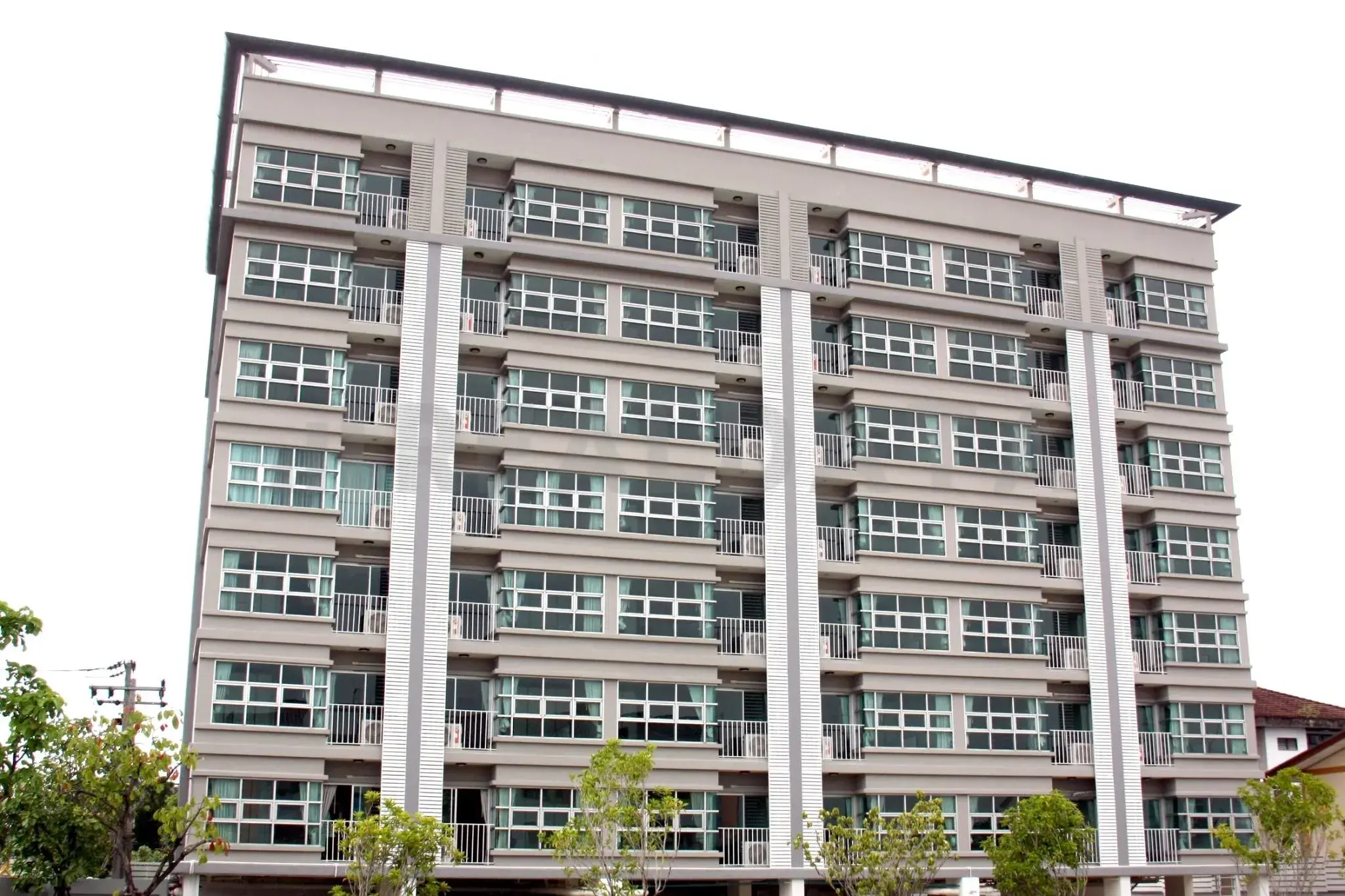 THE SIS Condominium