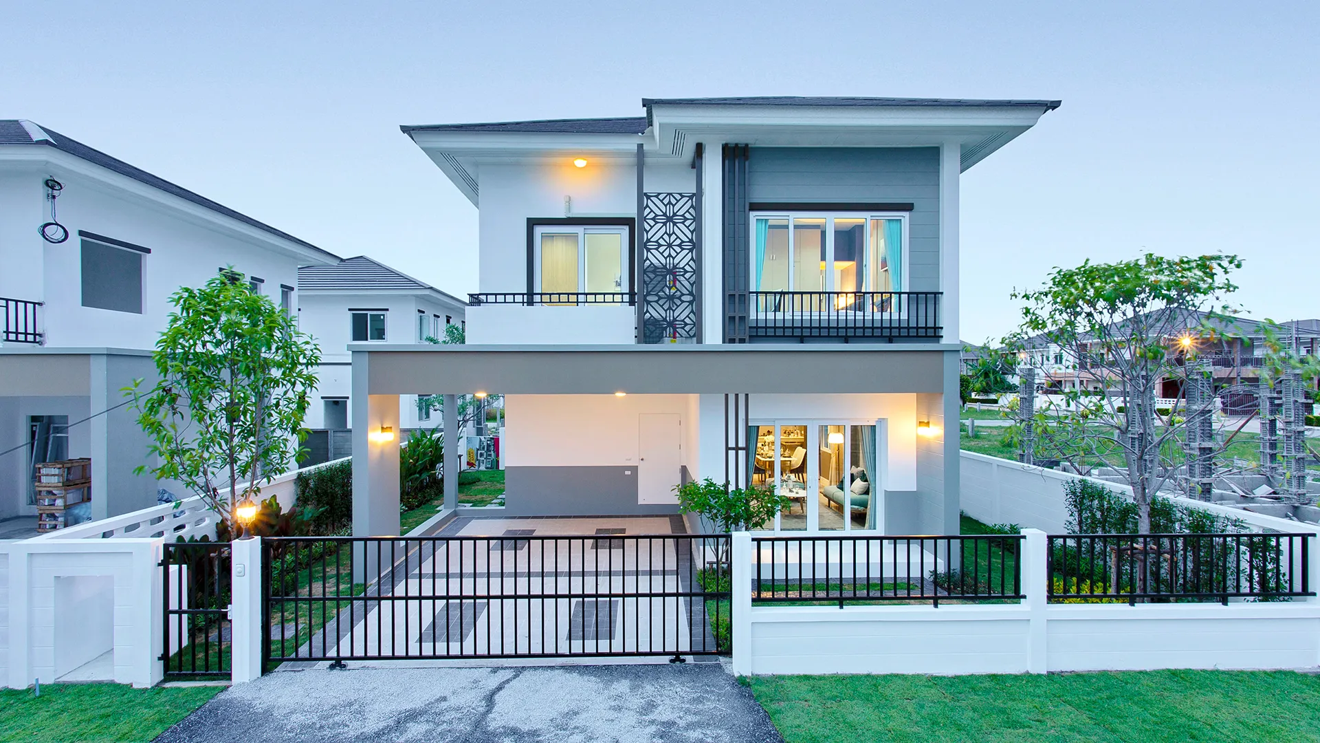 Baan Ngam Charoen 9