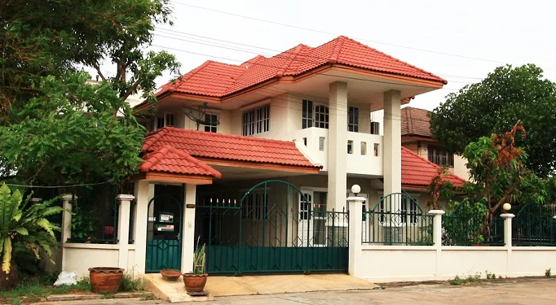 Baan Amorn Pruek