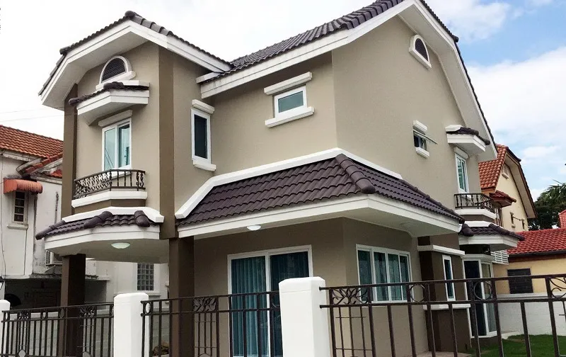 Tararom Parkway Home