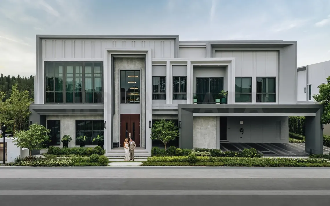 Bangkok Boulevard Signature