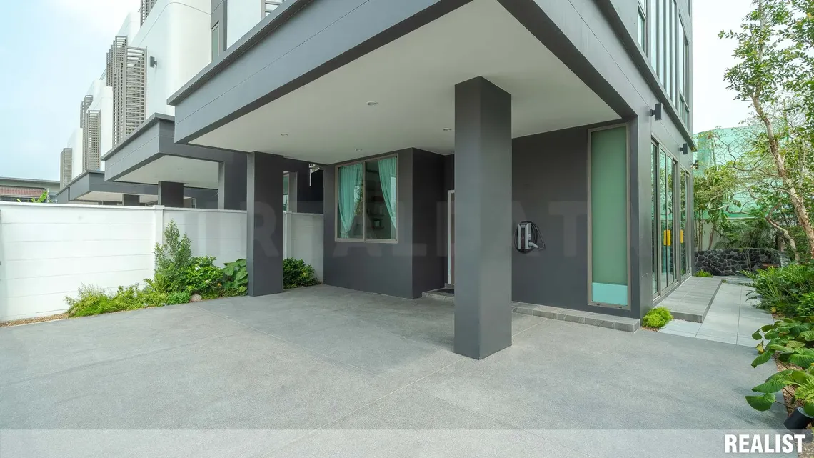 Pillars